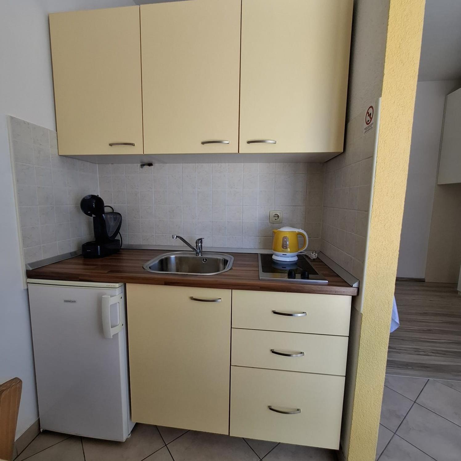 Studio Apartman Latica Split Exterior foto