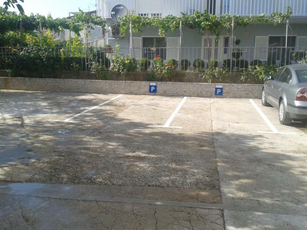 Studio Apartman Latica Split Exterior foto